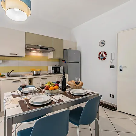 Super Central Apartment With Balcony - Happy Rentals Apartamento